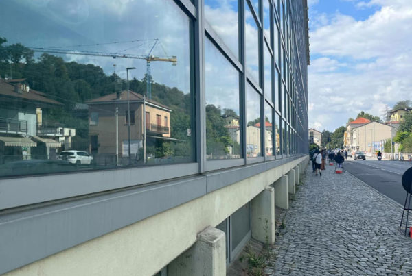 H ΣΧΕΣΗ ΠΟΛΙΤΙΚΗΣ ΚΑΙ ΣΧΕΔΙΑΣΜΟΥ ΣΤΗΝ ΠΡΑΚΤΙΚΗ ΚΑΙ ΣΤΗ ΣΚΕΨΗ ΤΟΥ ADRIANO OLIVETTI - Κεντρική εικόνα